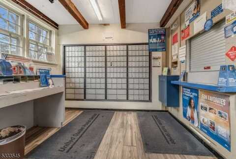 289 White Bridge Rd, Franklin, NJ 08867