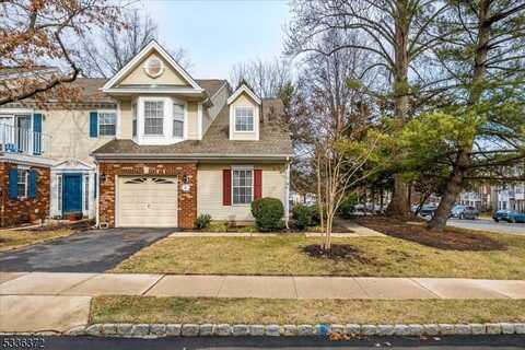 2 Coral Ct, Franklin, NJ 08823