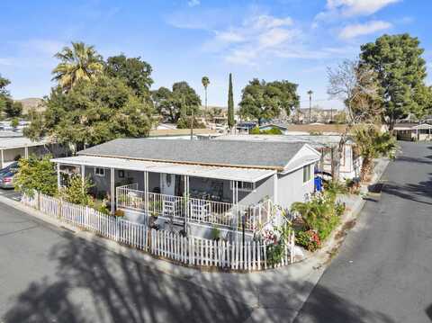 18540 Soledad Canyon, Canyon Country, CA 91351