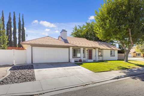 1718 W Ave K 10, Lancaster, CA 93534