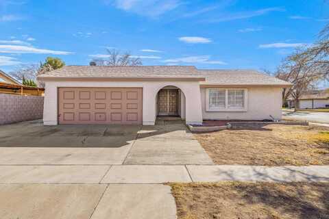 2704 E Avenue R3, Palmdale, CA 93550