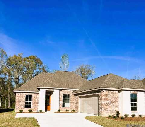 18735 Seabiscuit Ln, Zachary, LA 70791
