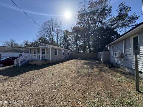 613 Howell Street, Greenville, NC 27834