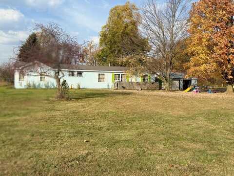 65 N Newaygo Road, Casnovia, MI 49318