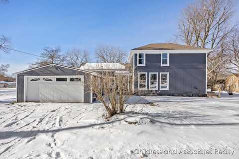 227 W Edgerton Street, Howard City, MI 49329