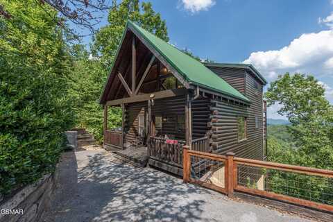 2251 Upper Middle Creek Road, Sevierville, TN 37876