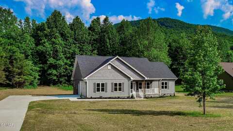 119 Victor Rd, Cosby, TN 37722