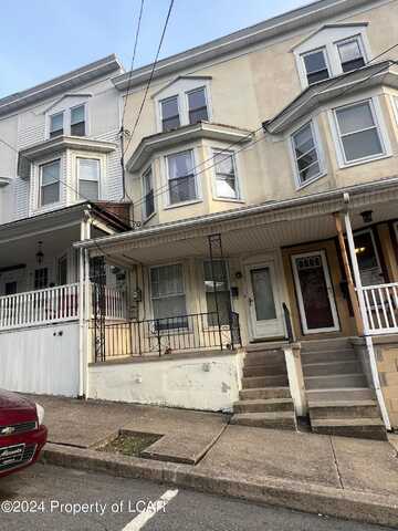 922 E Dewart Street, Shamokin, PA 17872