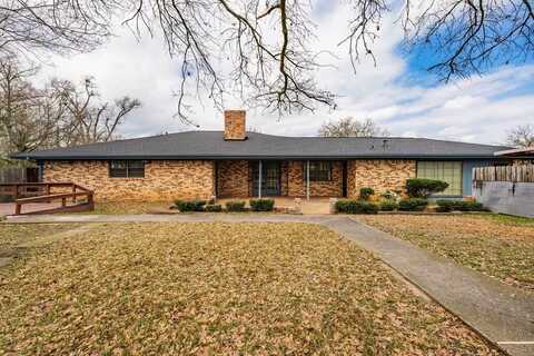 207 Lovers Ln, Malakoff, TX 75148