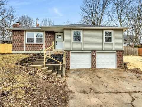 6911 NW Pleasant View Drive, Kansas City, MO 64152