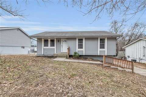 3215 NE 56th Terrace, Gladstone, MO 64119