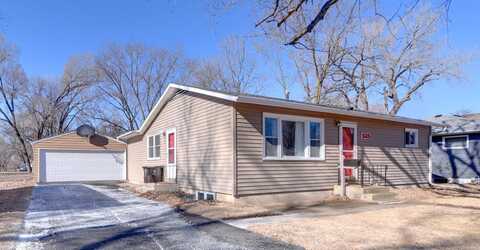 525 S 15th Street, Estherville, IA 51334