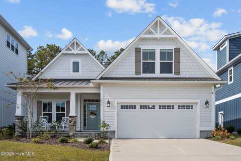 240 Spicer Lake Drive, Holly Ridge, NC 28445