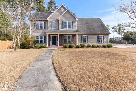 915 Savannah Drive, Jacksonville, NC 28546