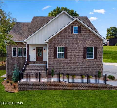 295 Caulderwood Lane, Lenoir City, TN 37771