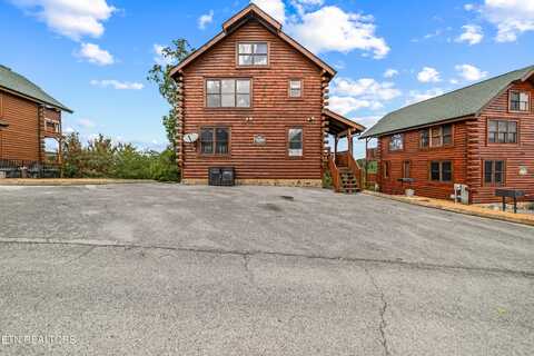 2835 White Oak Ridge Lane, Sevierville, TN 37862