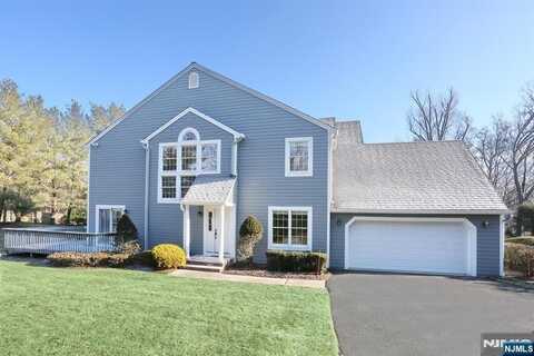 601 Barrister Court, Wyckoff, NJ 07481