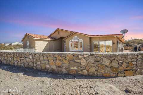 2050 Rincon De Amigos, Las Cruces, NM 88012