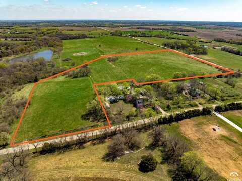 1020 E 1700 Road, Lawrence, KS 66046