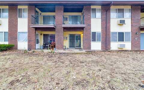 7579 Hazelcrest Drive, Hazelwood, MO 63042