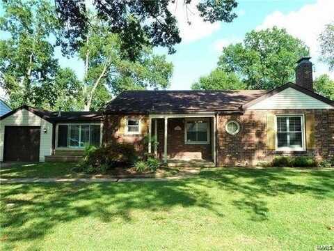 12 Estates Court, Saint Louis, MO 63135