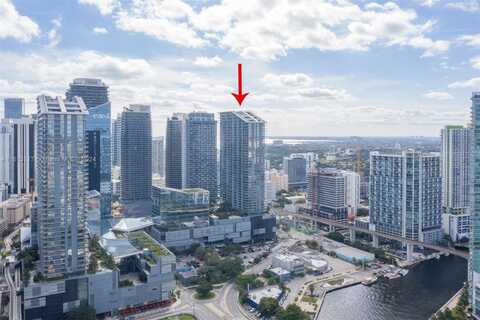 88 SW 7th St, Miami, FL 33130