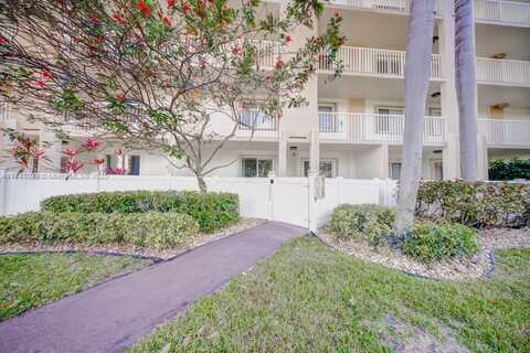 7834 Trent Dr, Tamarac, FL 33321