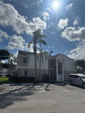 17330 NW 67th Pl, Hialeah, FL 33015