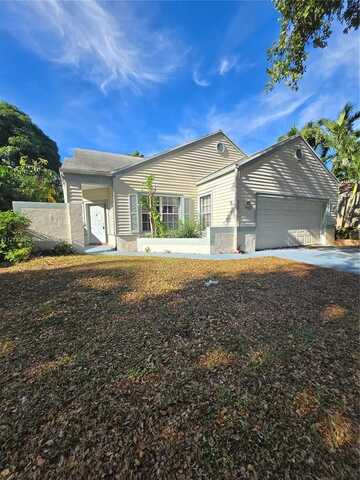 8651 SW 12th St, Pembroke Pines, FL 33025