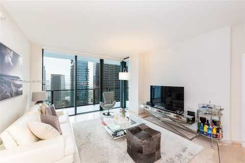 88 SW 7th St, Miami, FL 33130