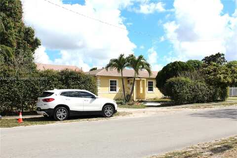 685 SE 9th Ave, Hialeah, FL 33010