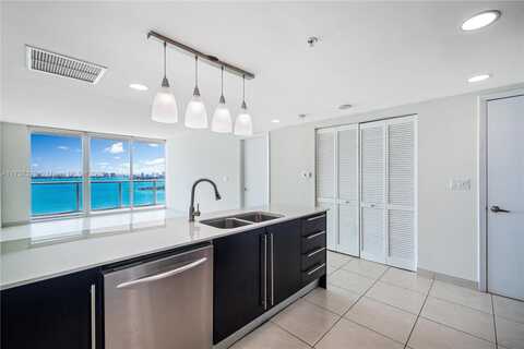 665 NE 25th St, Miami, FL 33137