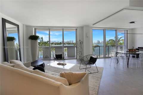 800 West Ave, Miami Beach, FL 33139
