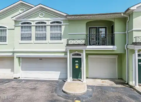 2252 Beach Drive, Gulfport, MS 39507