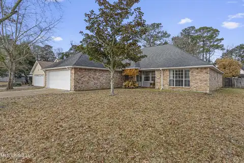 3801 Tangerine Street, Ocean Springs, MS 39564