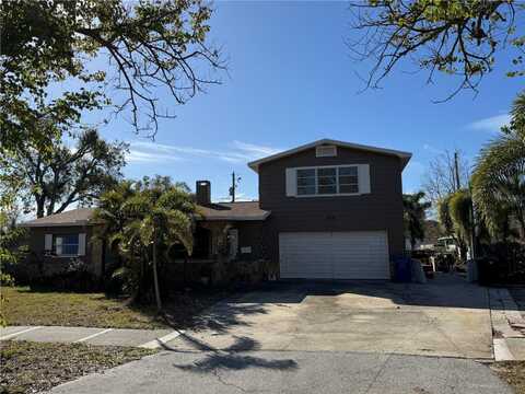 560 84TH AVE N, Saint Petersburg, FL 33702