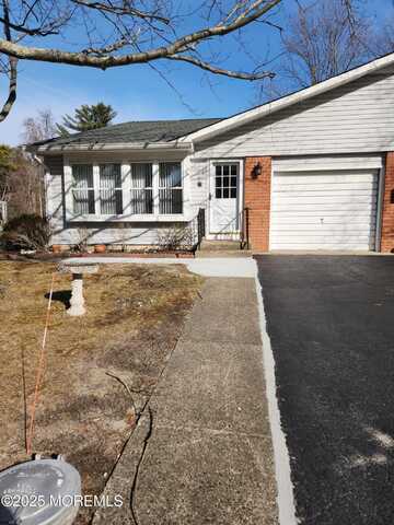 113 A Conestoga Drive, Whiting, NJ 08759