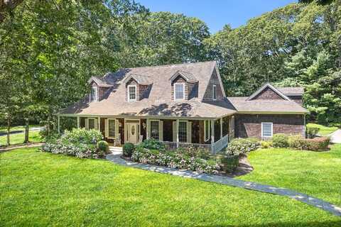 20 Bridge Hill Lane, Bridgehampton, NY 11932