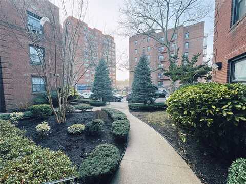 139-06 Pershing Crescent, Briarwood, NY 11435