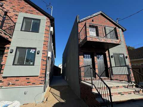 121-09 195th Street, Saint Albans, NY 11413