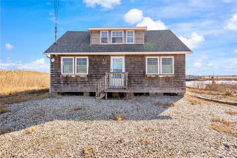 706 Riviera Drive, Mastic Beach, NY 11951