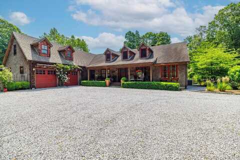 1750 Laurel Lake Drive, Mattituck, NY 11952