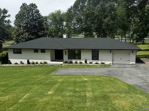 6304 Spring Creek Drive, Guntersville, AL 35976