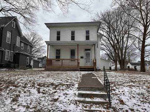 211 S Garfield Avenue, Burlington, IA 52601