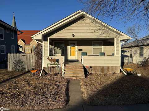 404 N Pine Street, Creston, IA 50801