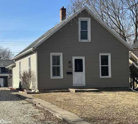 1839 Highland Avenue, Burlington, IA 52601