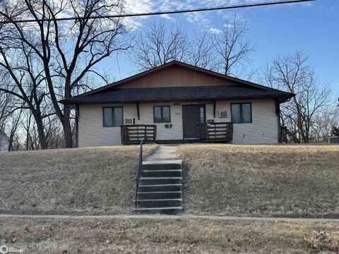 414 Benton Avenue W, Albia, IA 52531