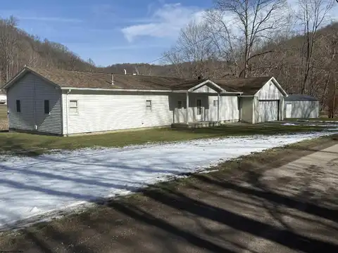 789 Grassy Run Road, Fairmont, WV 26554