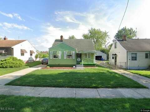 17310 Holly Hill Drive, Cleveland, OH 44128