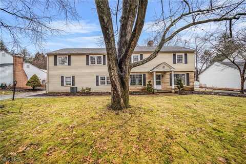 444 Hampshire Road, Akron, OH 44313